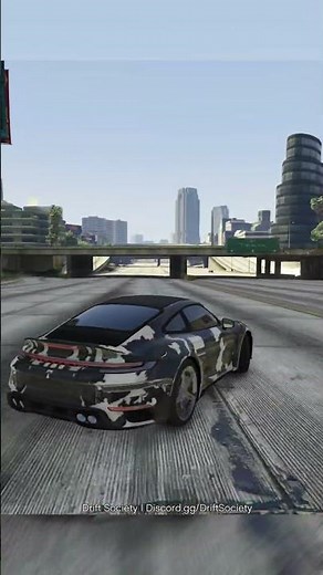 Watch This Insane Car Trick In GTA 5!