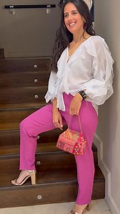 ¡Hola chicas! 🌟 ¿Buscando el look perfecto? Las camisas con volantes son el must-have de esta temporada. 💃✨ Consigue esos LOOKAZOS que tanto deseas con Tetè. No te quedes sin la tuya, haz tu pedido por WhatsApp al 680326233. ¡Nos vemos con estilo! 😘👗 #ModaConEstilo #LookazosTetè #FashionLovers | Tete Plata