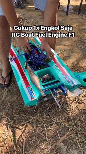 Hudri on Instagram: "Starter RC Boat Fuel Engine F1 Model … #rcboatbatam #rcboatfuelengine"