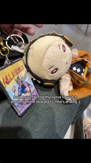 keychain still available ! but watch me never rewatch mha again btw,, ang puso q