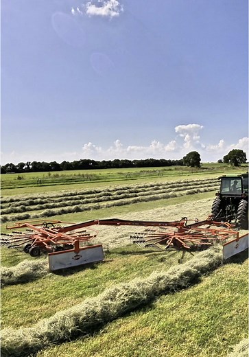 Enhancing Hay Drying with Tedder and Rake Techniques