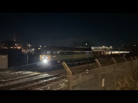 D1924 (47810) & 47593 operate 3Z62 Nottingham to Crewe H.S. through Uttoxeter (28/02/26)