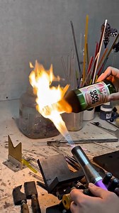 59K views · 550 reactions | Beer Bottle Dragon  Made by T_TreeGlass with Tortuga_Glass | #headyglass #glassart #flameworking #reels | GlassPorn | Facebook