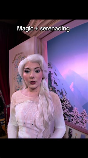 Magical Serenade with Elsa: A Unique Trick Revealed