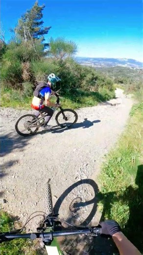 This Seaside Enduro Descent Is Insane | Janas 🇫🇷