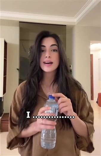 Let’s learn English Quickly together…. . . Follow for more useful English lessons www.LearnEnglishQuickly.co.uk . 💾 Save this reel for future reference. ❤️ Double-tap to show your support. . . . #englishteacher #student #learnenglish #englishcourse #english