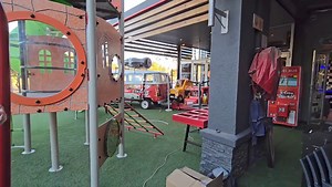 📍🎉 Before & After shots of our #NewLocation #kemptonpark #grubhousediner See ya'll next week for the Bottomless wings?!😎😉 | Grubhouse Diner