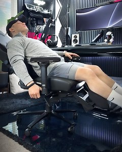 453K views · 264 reactions | Snap. Click. The Secretlab Ergonomic Recliner Add-On attaches to your Secretlab chair in under 3 minutes. Sit back, put your feet up, and enjoy dedicated support for even more postures. Compatible with Secretlab TITAN Evo and Classics Series. Link in bio | secretlab.co/recliner [: @fabianzelayahn] | Secretlab | Facebook