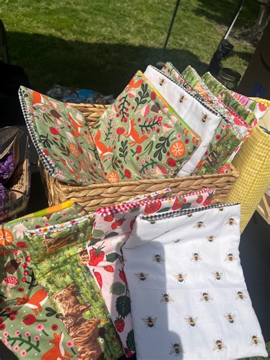 Handmade Padded Book Sleeve – Cottagecore Cotton Fabric Protector - Etsy