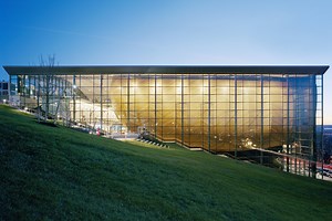 Rensselaer Polytechnic Institute Experimental Media & Performing Arts Center — Davis Brody Bond