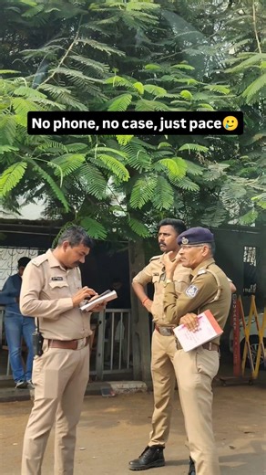 VK travels on Instagram: "Gujarat police .Under the Motor Vehicles (Amendment) Act, the penalties have been standardized to act as a major deterrent: First-Time Offence: A fine of ₹5,000. Repeat Offence: A fine of up to ₹10,000 and/or imprisonment for up to 1 year. License Action: Authorities can suspend your driving license for 3 months for a first offence, and longer for repeat violations. Exceptions: You may only use a phone for navigation (GPS), provided it is mounted on the dashboard and no