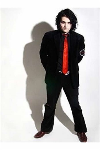 Zombie Makeup Tutorial: A Creative Transformation