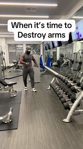 The Ruler of the Rack! 💪🏾 #gymtok #obafemi #wwe #nxt #curls | arms workout