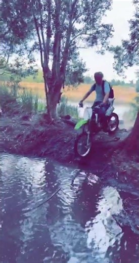ALMOST WENT OVER THE HANDLEBARS!!!! KX100 2 stroke