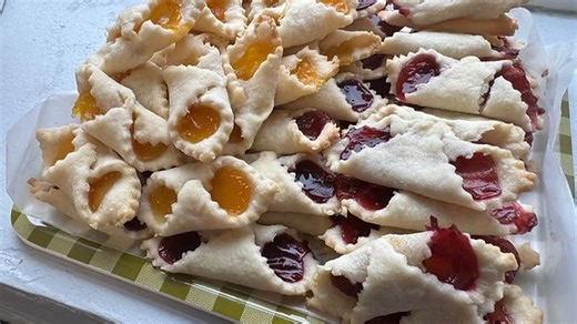 Local cooking classes at The Flour Pot offer unique culinary experience in De Pere