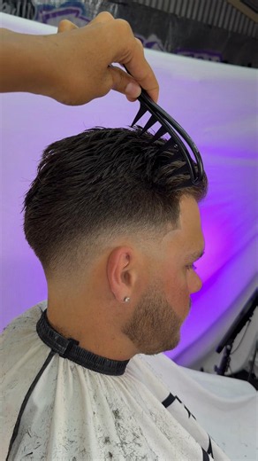 Best 40$ you’ll ever spend tapn | BEST PERTH BARBER | link in bio 🔗 #barber #perthbarber #barberraikun #perth #perth