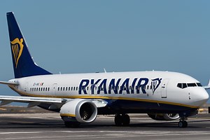 Ryanair announces it is no longer flying to major destinations in 2025, including Paris and Rome