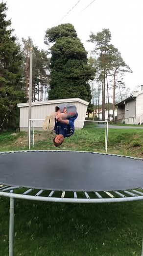 Just had to post it in reverse😆😂 #reverse #foryou #viral