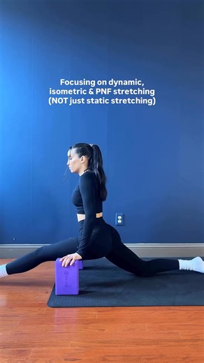 How I’m getting front splits for the first time in my 30’s with no gymnastics background 😱 Join The Splits Project to access all of my splits workouts ✨ | The Splits Project