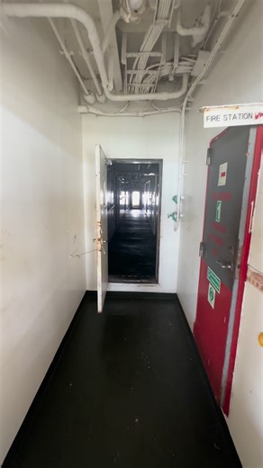 Bulk Carrier Ship 🔥😱🥵⚠️ #Ships #gadanishipbreaking #shipbreaking #navy #seafarers #spaceweather #betrayal #marine #viralreels #viralreelschallenge | Gadani Ship Breaking Yard