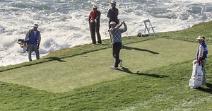 Mark O'Meara wins 1990 AT\u0026T Pebble Beach Pro-Am with father