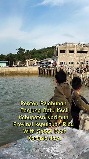Persinggahan kapal Karunia Jaya ke Tanjung Batu Kecil Kabupaten Karimun Provinsi Kepulauan Riau #tanjungbatukecil #tanjungbatukundur #karimun #tanjungbalaikarimun #kepulauanriau #kepri #reels | Atha Seluler