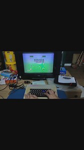 80年代z80主机Laser310玩小蜜蜂