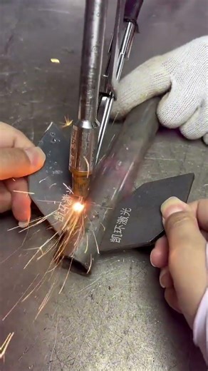 Professional Laser Welding Machine #LaserWelding #WeldingMachine #MetalWork #WeldingTech