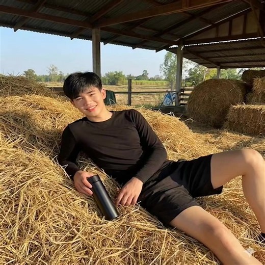 วิดีโอของ RAW. (@restoreraw1) พร้อมเพลง เสียงต้นฉบับ - The Algorithm Studio - RAW.