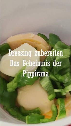 Spanischer Sommersalat mit Geheimdressing