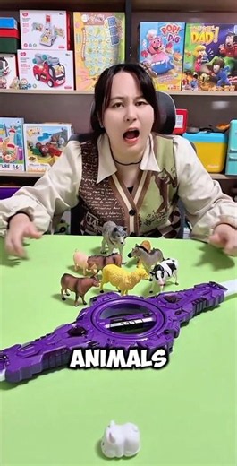🐱 The Tiger Ran Away From This Magic Sword! #funny