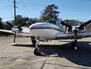 Beechcraft Baron - Cost Of Ownership and Maintenance Used planes for sale on https://www.aeroavion.com | MojoGrip