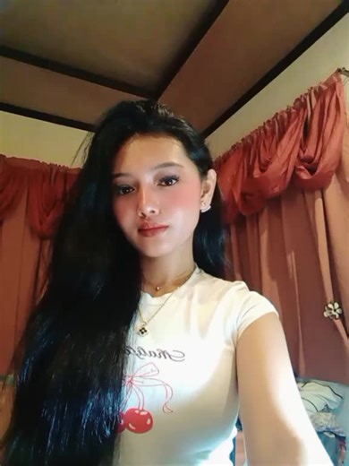 💞 (@anne_capin)’s videos with beautiful girls - Lilqueen