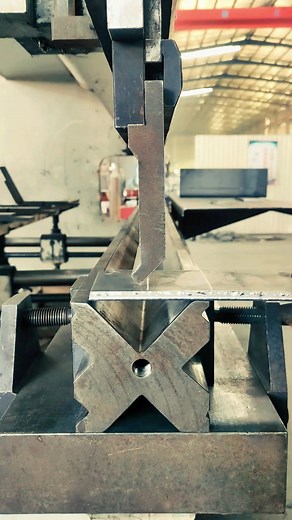 bending work #fabrication #sheetmetal #pressbrake #foryou
