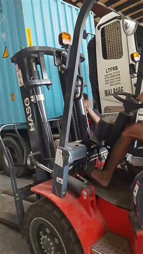 🚚 A new batch of machines has arrived! 🎉 Various table saws and small machines have arrived, perfectly meeting your production needs! 🔧 🔹 New Arrivals: ✔ Various table saws: Precise cutting, improving work efficiency ✔ Small machines: Suitable for various small-scale processing, simple operation, stable performance ✔ High quality assurance, durable and labor-saving, easily handling daily production 🛠️ Inquire or make an appointment now, seize this opportunity, and add new momentum to your f