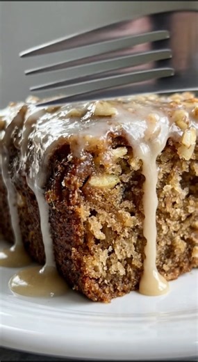🍎 Amish Applesauce Cake Old-fashioned, ultra-moist, and packed with warm spices — this Amish Applesauce Cake is pure comfort in every bite. Finished with a sweet vanilla glaze, it’s perfect for fall… or anytime you want a cozy dessert. Yield: 9–12 servings Ingredients: For the Cake: 2 cups all-purpose flour 1 1/2 teaspoons baking soda 1/2 teaspoon salt 2 teaspoons cinnamon 1/2 teaspoon nutmeg 1/4 teaspoon cloves 1/2 cup unsalted butter, softened 1 cup granulated sugar 1/2 cup brown sugar 2 larg