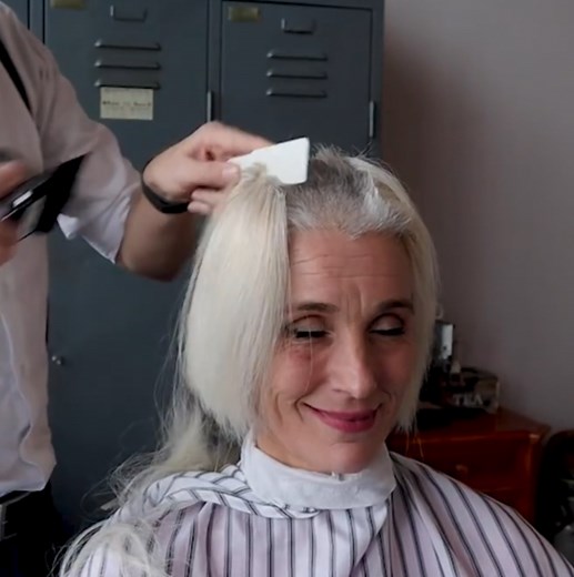 26M views · 10K reactions | This woman decided to shave off all her hair and give herself a new grey buzzcut 'do! ✂️ | LADbible | Facebook