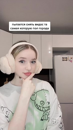 Learn Sign Language Gestures in a Domestic Kitchen