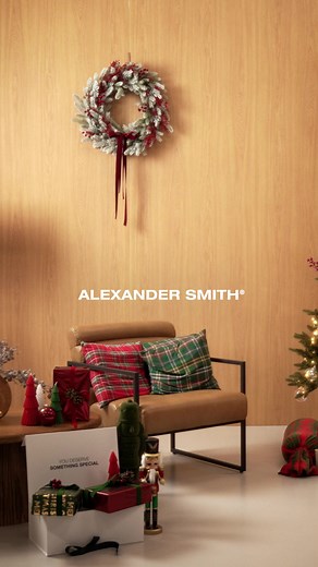 Celebra il Natale con stile: scegli Alexander Smith e trasforma ogni acquisto in un gesto di solidarietà, il 15% va a UNICEF. | Alexander Smith | Facebook