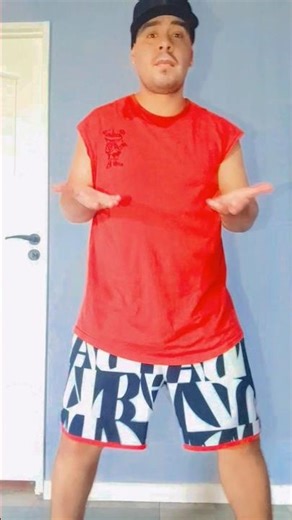 Did you see who appears in Tini and Ulises' video? 🔥💣 ⚽ Messi, De Paul #twolovers #tini #messi