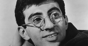 Jamie Farr looks 'great' at 90 and says prayer changed his life