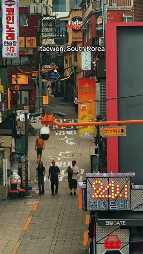 Itaewon always a magnificient place to visit #travelvlog