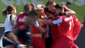 A dramatic end to the Egypt v Poland game sees the European nation enter the semis. A challenge in the last second, a save, and a game winner on the rebound for Poland who qualify for the semi-final of the FIH #Hockey5s World Cup. 📱Download the https://watch.hockey/ App to stream all the games LIVE. | International Hockey Federation (FIH)