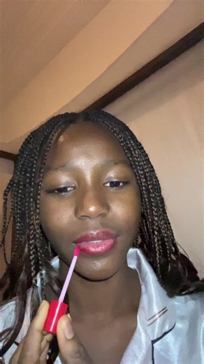 Lipstick Trends with My Girlfriend: Exploring Color Choices