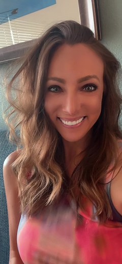 Head of Secret Service is a #woman and I’ll bet her goal was to beat the record for employing the most #female #ss - #futureisfemale 🥴 #feminine #feminist ❌