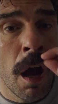 Time Loop-ல் மாட்டிக்கொள்ளும் ஹீரோ 🤯 #movieexplain #voiceover