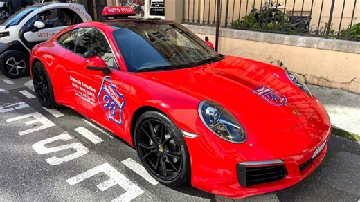 Monaco : Une auto-école propose aux jeunes d’apprendre à conduire au volant d’une Porsche (vidéo)