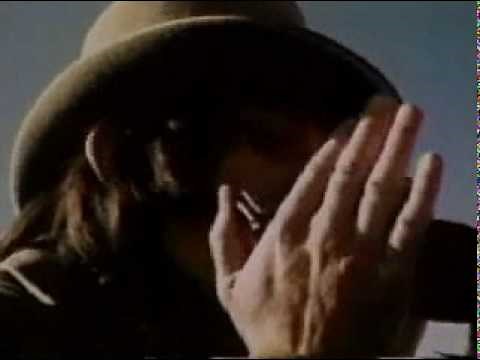 Don Van Vliet, Known To Rock Fans As Captain Beefheart, Dies