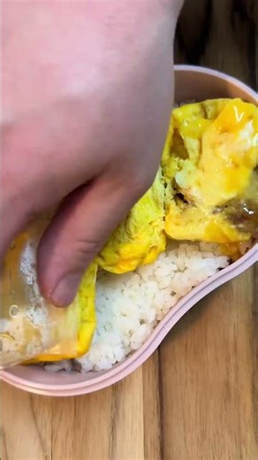 Super easy, lazy bento box 🍱