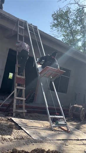 In the Philippines, house construction often faces challenges such as limited manpower, hot weather, and tight project schedules. The LF03 Sloping Roof Lifting Machine is designed to help local builders, contractors, and installers work faster, safer, and more efficiently on residential projects. This lifting machine is a powerful assistant for lifting construction materials like roof tiles, bricks, glass panels, doors, windows, steel bars, lamps, and solar panels directly to sloping roofs. With